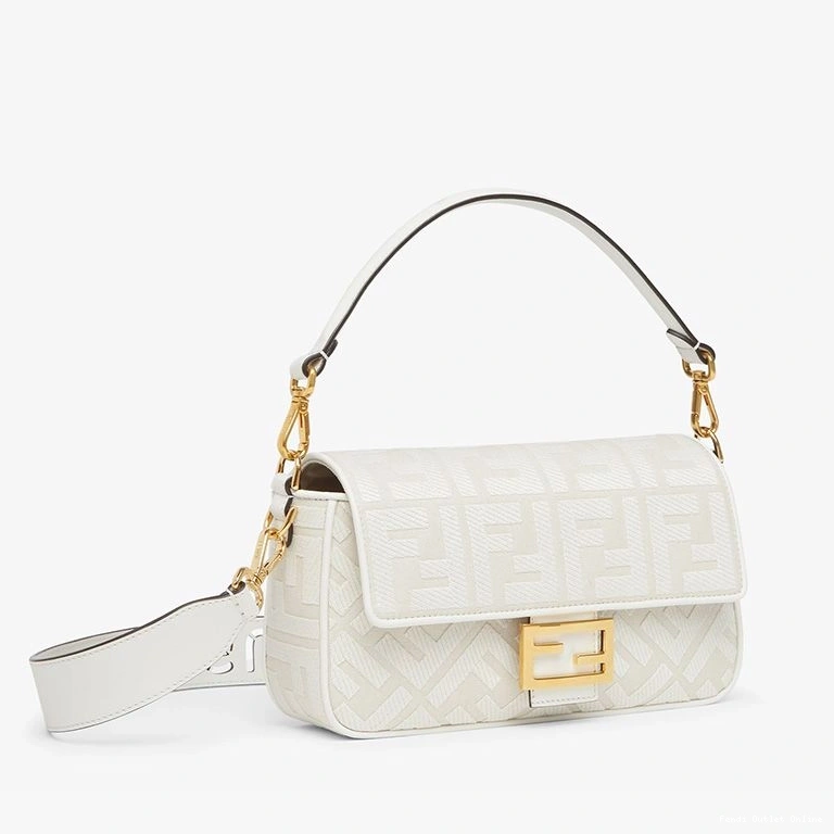 Affordable Medium Motif Strap Cut Canvas Laser Fendi with Bag In White Baguette FF 0816